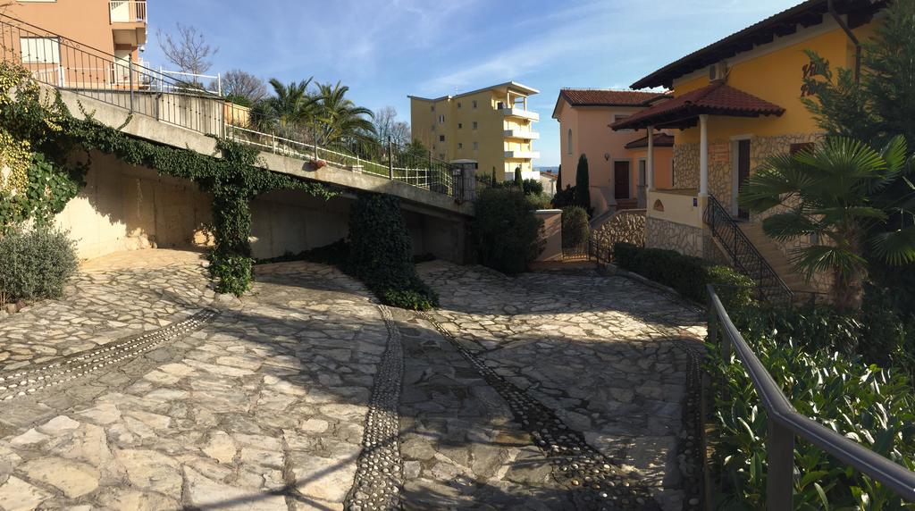 Villa Flora Abbazia Esterno foto