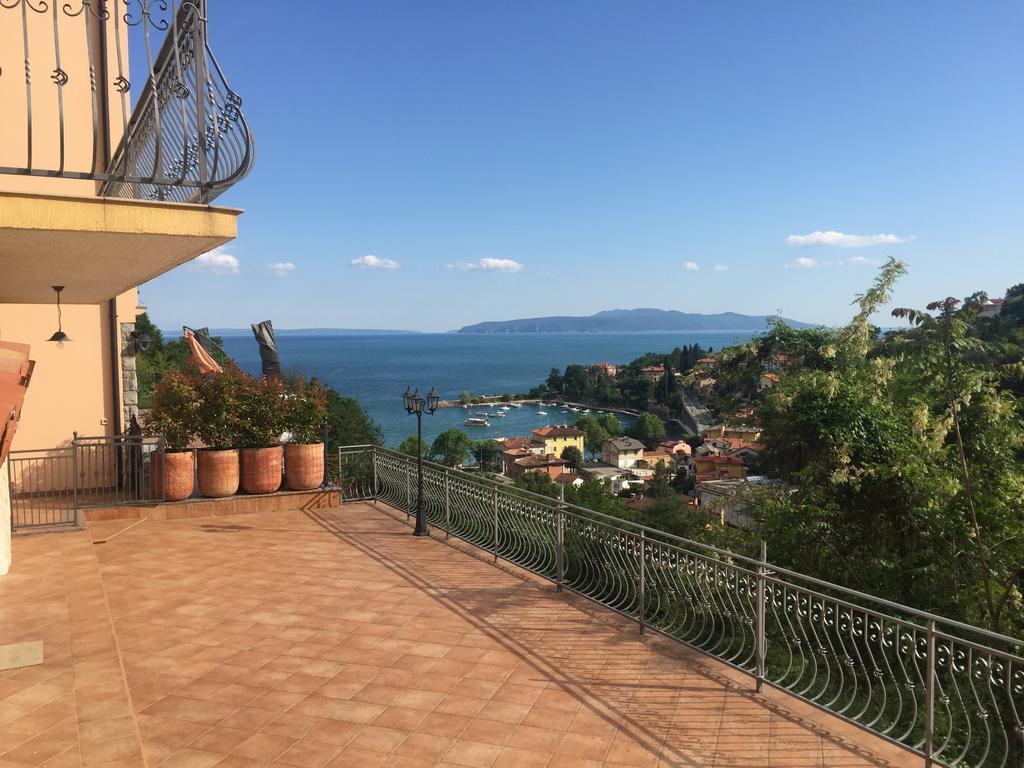 Villa Flora Abbazia Esterno foto